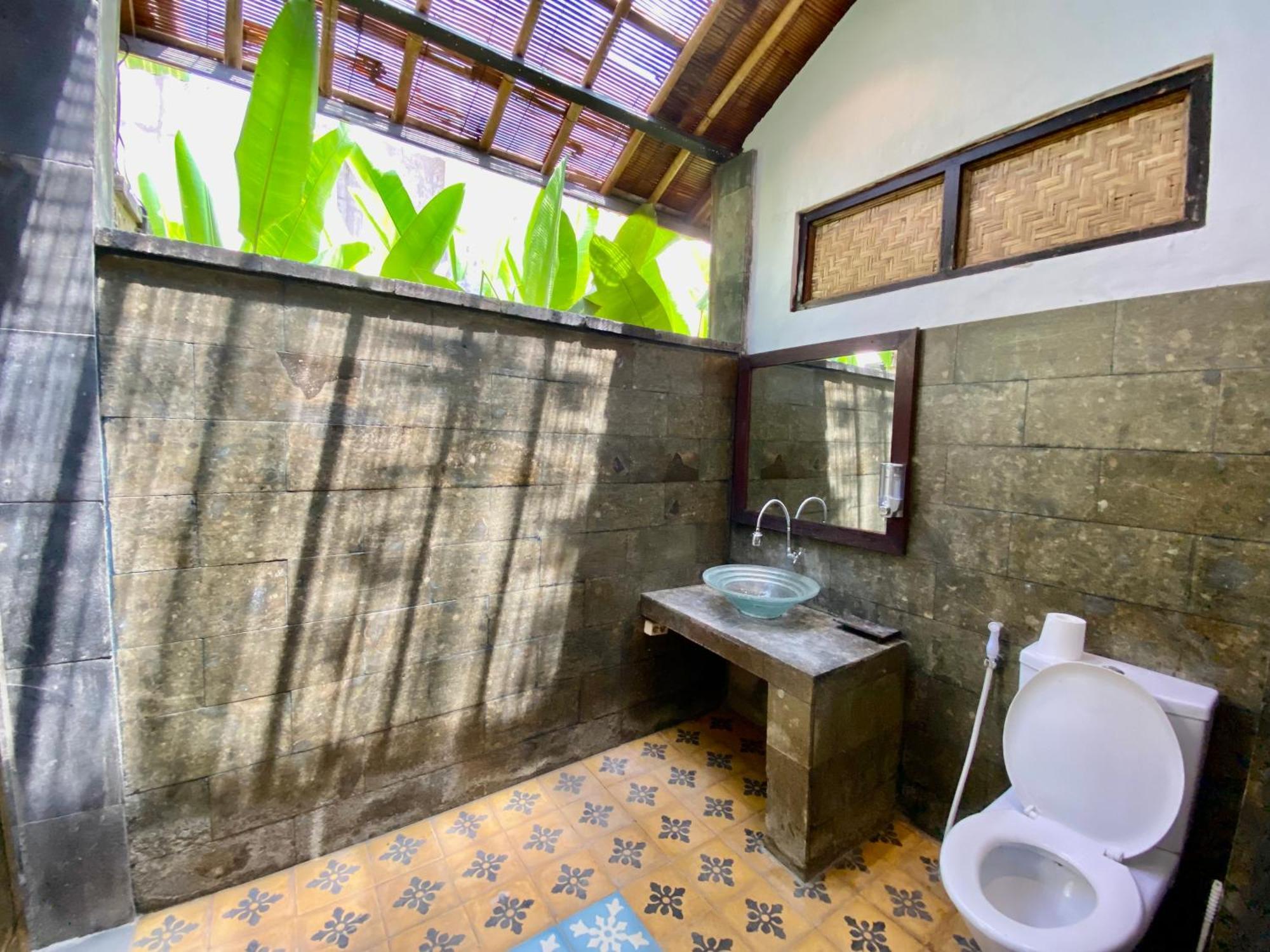 Little Tree House Hotel Sanur  Room photo